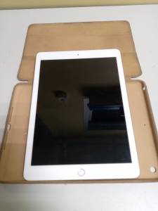 01-200266832: Apple ipad 6 wifi 128g 4g