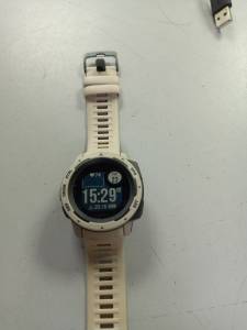 01-200275760: Garmin instinct