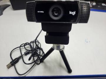 01-200236820: Logitech streamcam