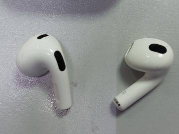 01-200294108: Apple airpods 3rd generation