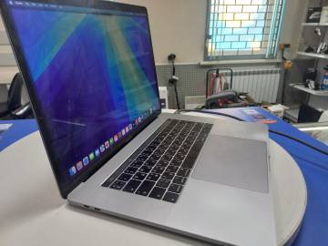 01-200206023: Apple macbook pro / a1990 /екр 15.4&#34;/ core i7 2,2ghz/ ram16gb / ssd512gb / graphics 630/ retina/ touch bar