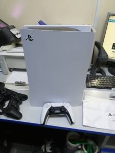 01-200222775: Sony playstation 5 825gb