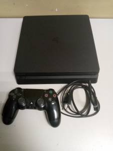 01-200253360: Sony playstation 4 slim 1tb