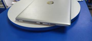 01-200280844: Hp єкр. 17,3/ core i5 8250u 1,6ghz/ ram8gb/ hdd500gb+ssd128gb/video gf 930mx