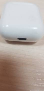 01-200244864: Apple airpods 2nd generation with charging case