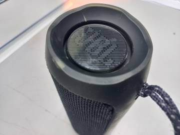 01-200310753: Jbl flip 4