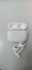 01-200156667: Apple airpods 3rd generation