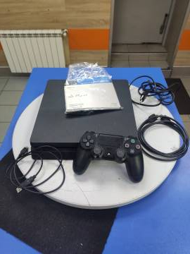 01-200193614: Sony playstation 4 slim 500gb