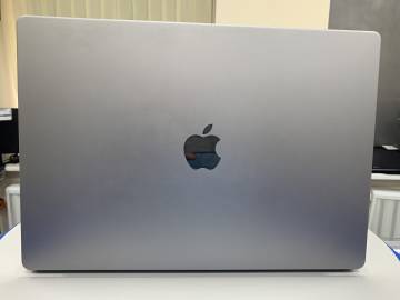 01-200233866: Apple macbook pro 16” 2021