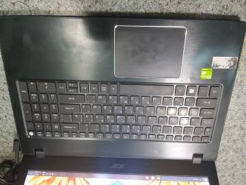 01-200227995: Acer єкр. 15,6/ core i5 7200u 2,5ghz/ ram8gb/ ssd256gb/video gf 940mx/ dvdrw