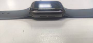 01-200065817: Apple watch se 40mm aluminum case