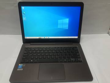 01-200137925: Asus core m-5y10c 0,8ghz/ ram8192mb/ ssd256gb
