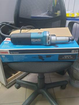 01-200197620: Makita gd0810c